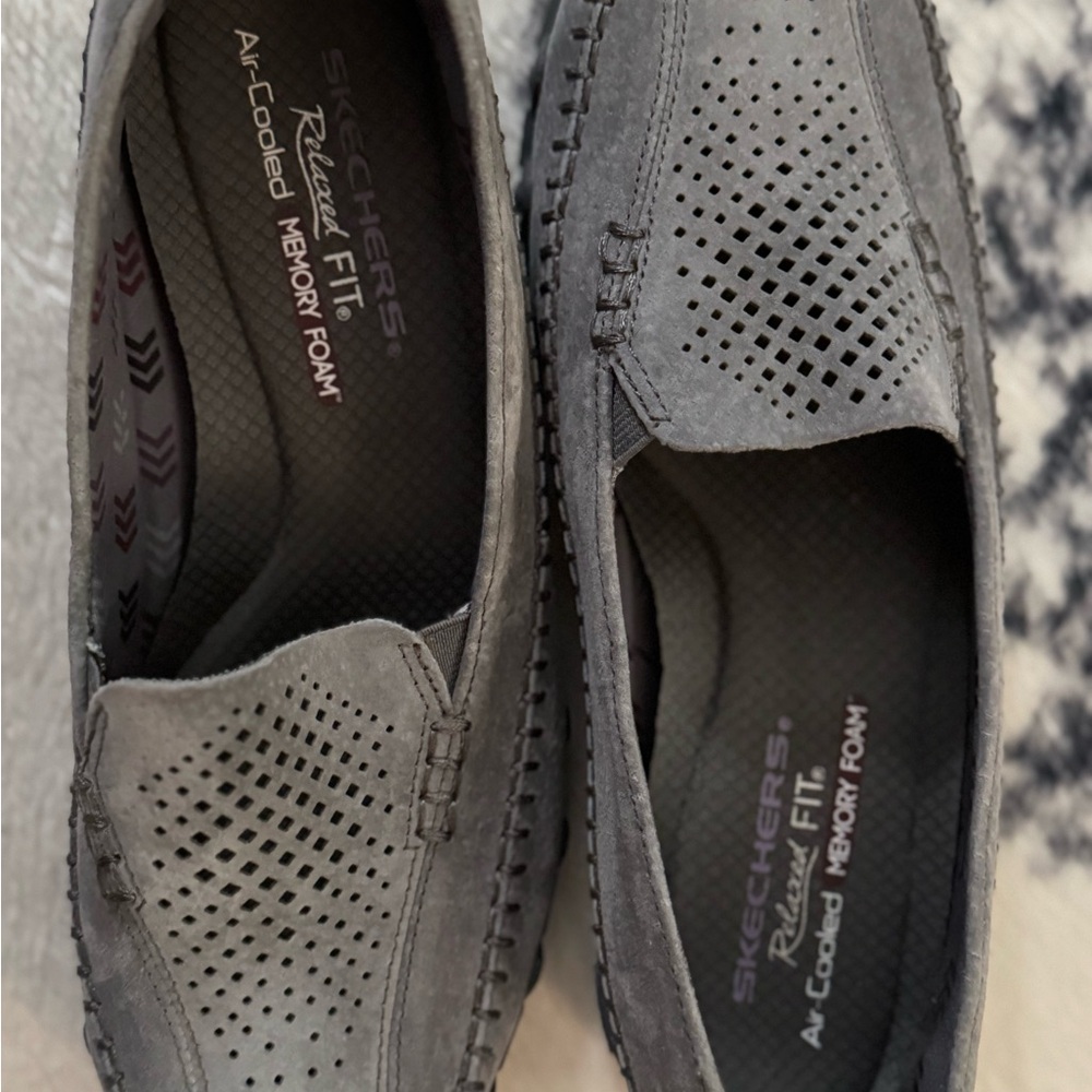 Skechers Gray Loafers